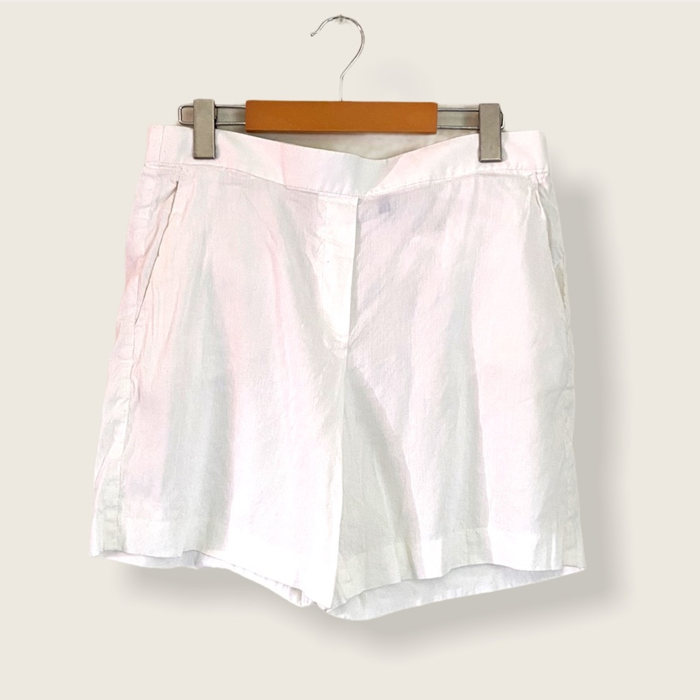 Theory White Linen Elastic Waist Shorts